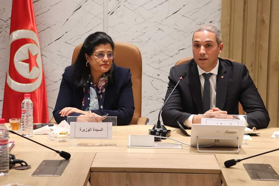جلسة عمل مشتركة بين وزيرة المالية ووزير السياحة