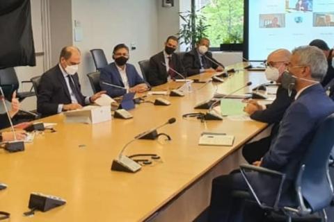 نشاط وزير الإقتصاد والمالية ودعم الاستثمار في واشنطن