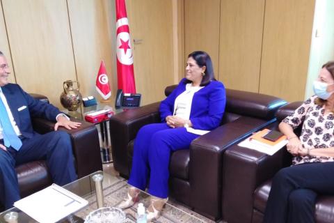 في لقاءه بالسيدة سهام نمصية، نائب رئيس البنك الدولي يجدد التزام مؤسسته بمواصلة دعم تونس