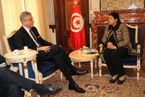 لقاء  وزيرة الماليّة بنائب رئيس البنك الدولي المكلف بمنطقة شمال إفريقيا والشرق الأوسط