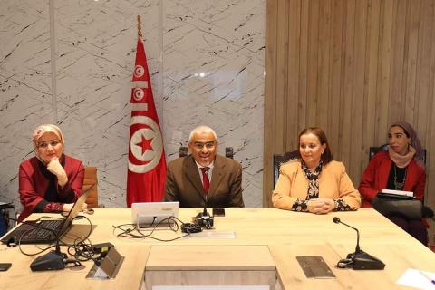كاتب عام الوزارة يشرف على موكب استقبال للطلبة الجزائريين المشاركين في برنامج التربص التبادلي للدفعة الاربعين
